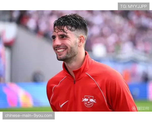 VAR争议再起：韦伯谈索博斯洛伊对曼城红牌判罚，解释进攻有利原则应用